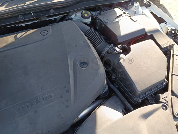 Volvo V40 D2 · Ano 2016