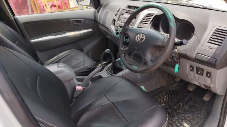 Toyota Hilux 3.0 3,18m - 2011