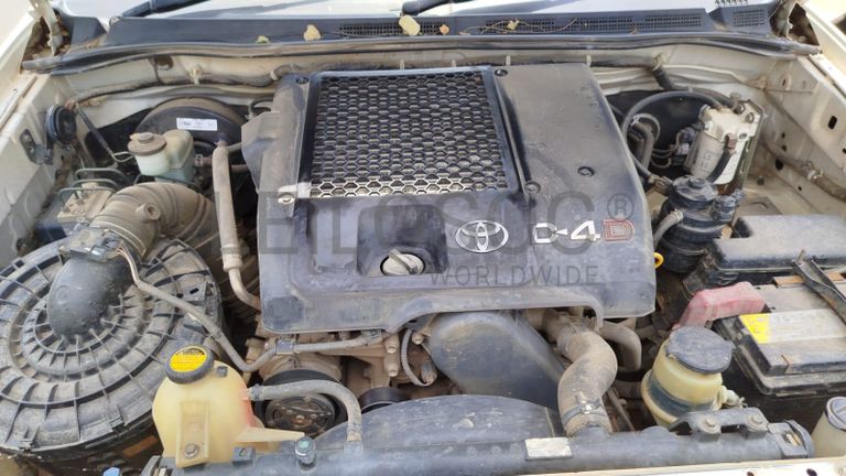 Toyota Hilux 3.0 3,18m - 2011