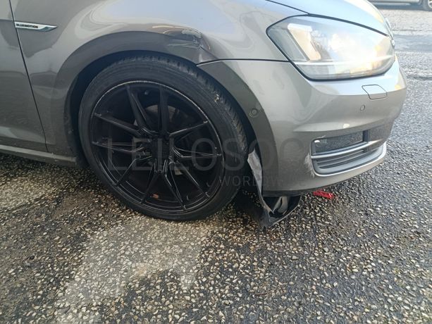 Volkswagen Golf · Ano 2014