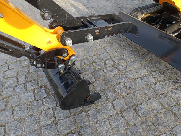 Mini Giratória Vicsec VC20L-Y · Ano 2025