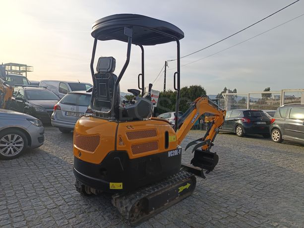 Mini Giratória Vicsec VC20L-Y · Ano 2025