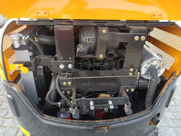 Mini Giratória Vicsec VC20L-Y · Ano 2025