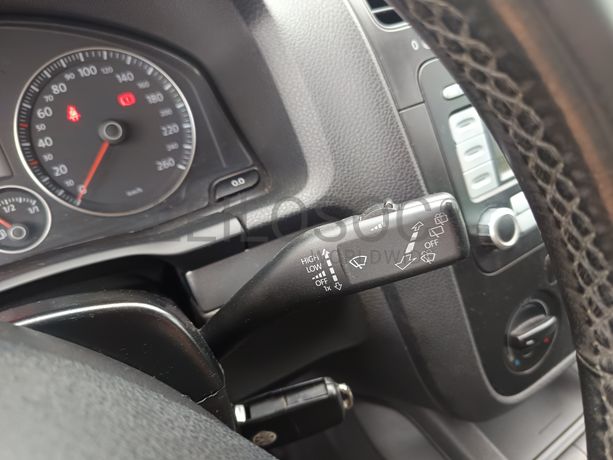 Volkswagen Golf · Ano 2008