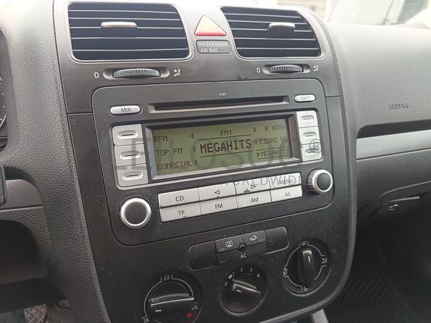 Volkswagen Golf · Ano 2008