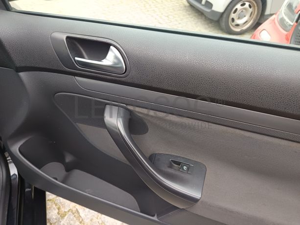 Volkswagen Golf · Ano 2008