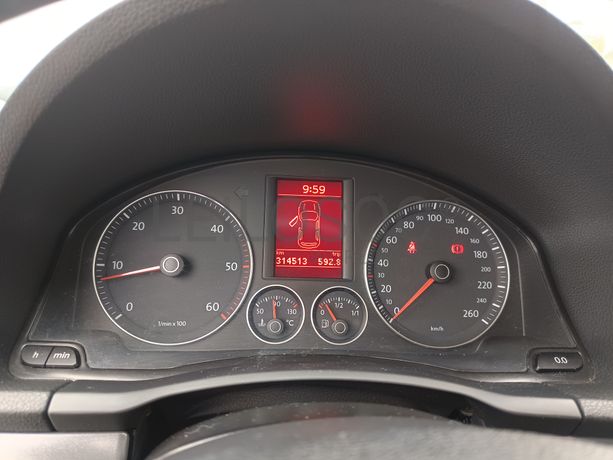 Volkswagen Golf · Ano 2008