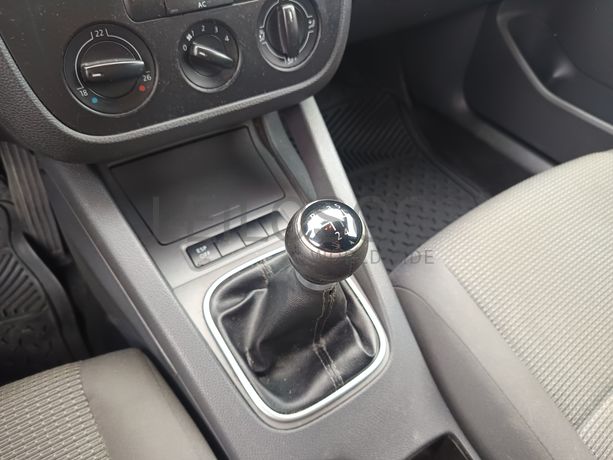 Volkswagen Golf · Ano 2008