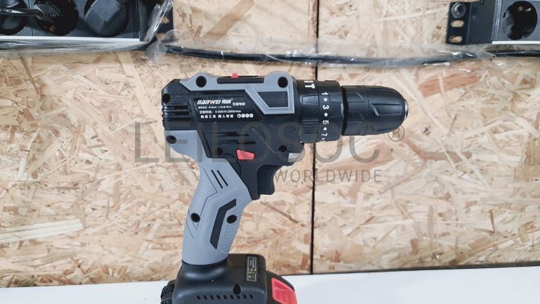 Aparafusadora/Berbequim