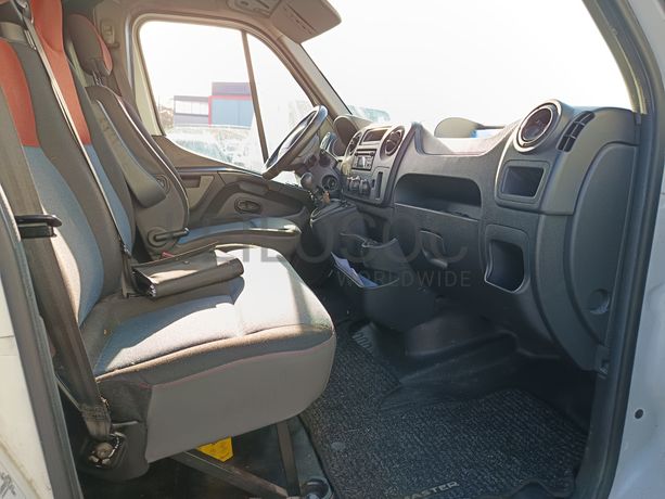 Renault Master DCI 165 · Ano 2015