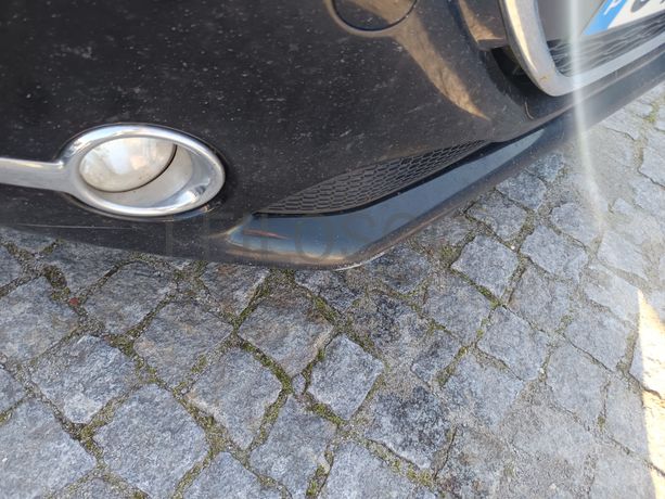 Peugeot 208 · Ano 2013