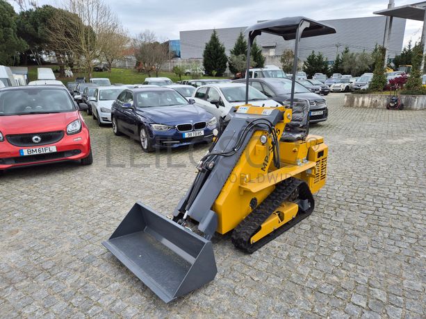 Mini Giratória Machpro MP-S805 · Ano 2025