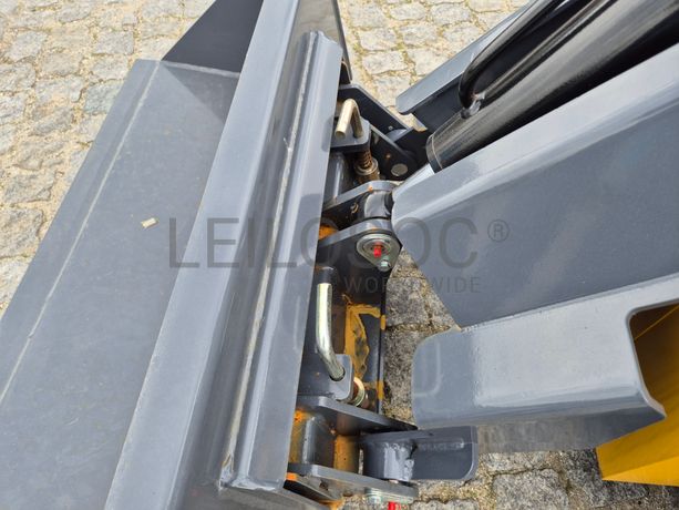 Mini Giratória Machpro MP-S805 · Ano 2025