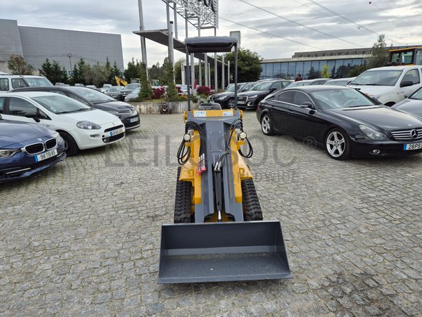 Mini Giratória Machpro MP-S805 · Ano 2025