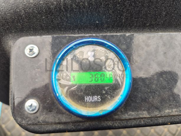 Mini Giratória JPC KV12 · Ano 2025