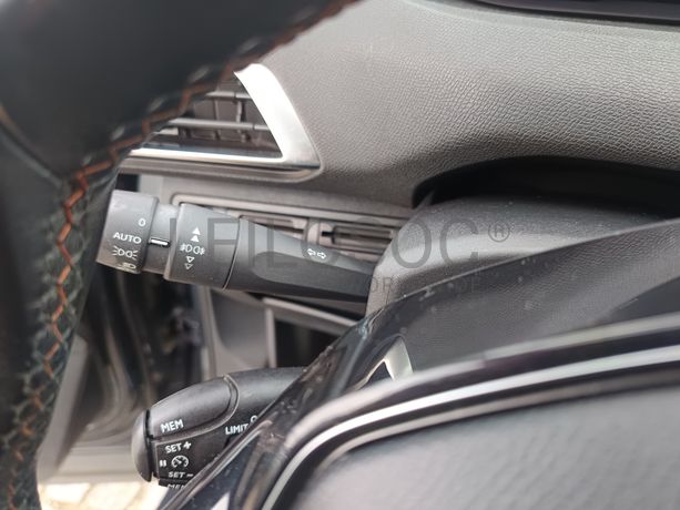 Peugeot 3008 · Ano 2017