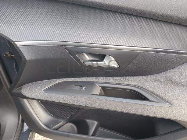 Peugeot 3008 · Ano 2017