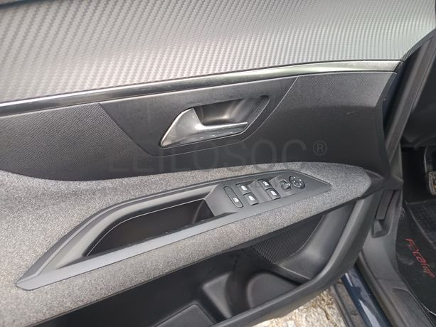 Peugeot 3008 · Ano 2017