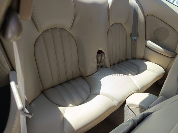 Jaguar XK8 · Ano 2001