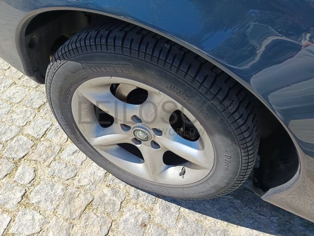 Jaguar XK8 · Ano 2001