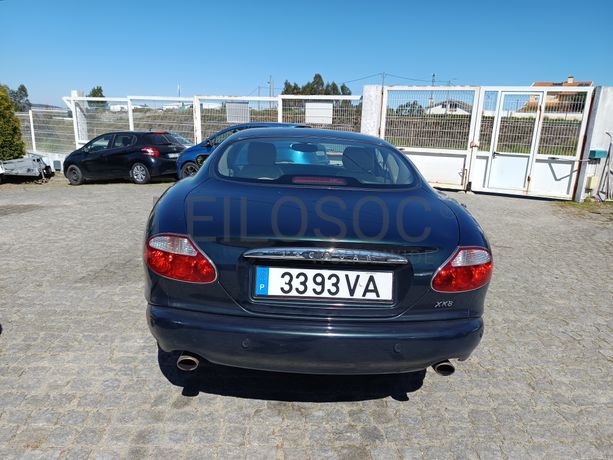 Jaguar XK8 · Ano 2001