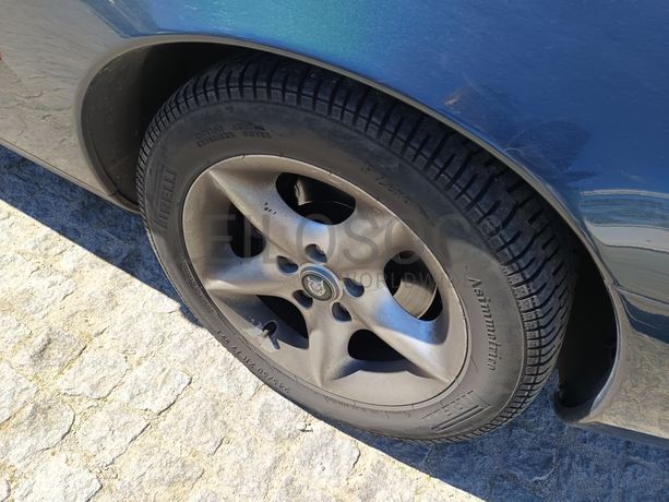 Jaguar XK8 · Ano 2001