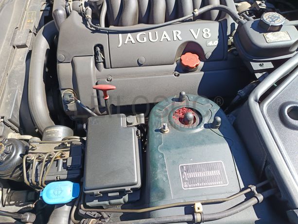 Jaguar XK8 · Ano 2001