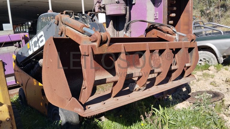 JCB