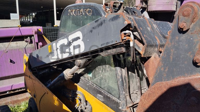 JCB