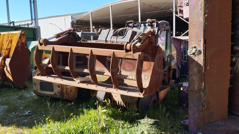 JCB
