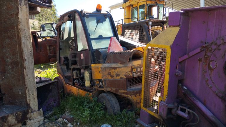 JCB