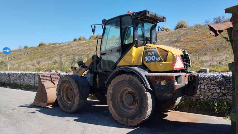 Pá carregadora Escavadora "KOMATSU WA 100-M 5 WS"