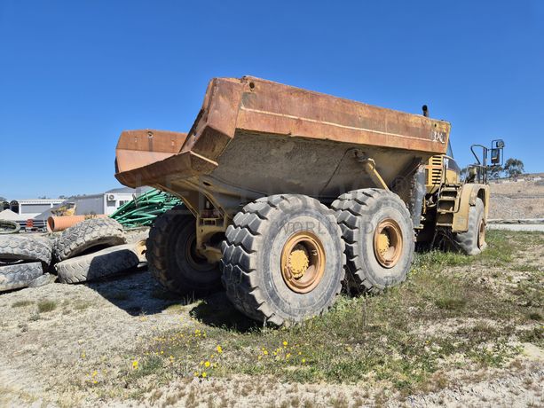 Dumper CAT 740 0AXM01248