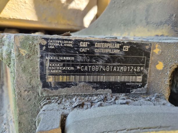 Dumper CAT 740 0AXM01248