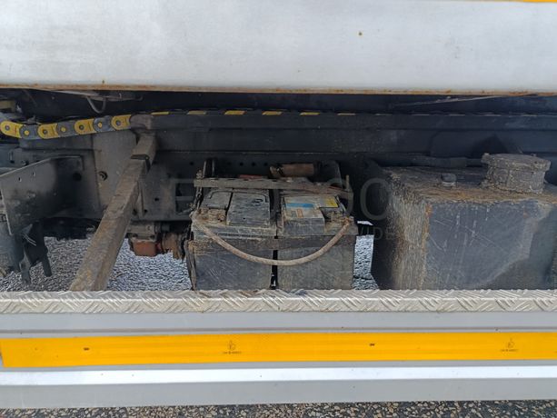 Isuzu NQR 70 PL · Ano 1999