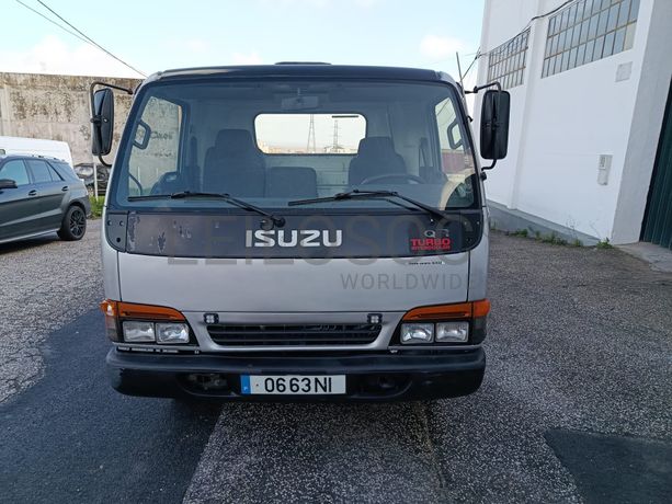 Isuzu NQR 70 PL · Ano 1999