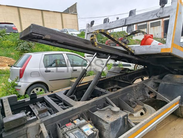 Isuzu NQR 70 PL · Ano 1999