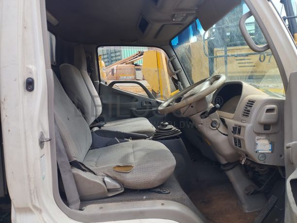 Hino Dutro 3,30m - 2000