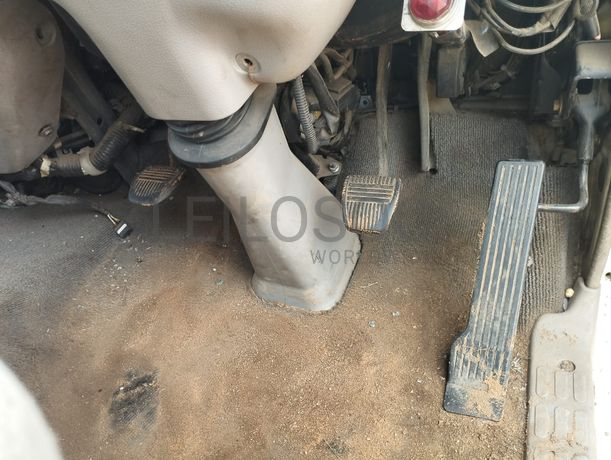 Hino Dutro 3,30m - 2000