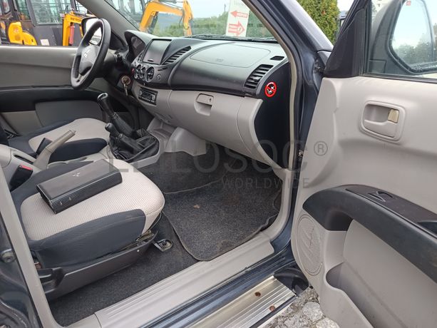 Mitsubishi L200 · Ano 2008