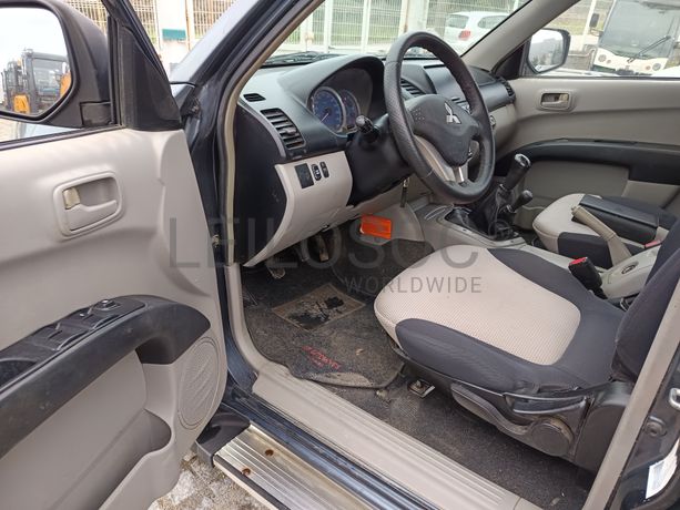 Mitsubishi L200 · Ano 2008