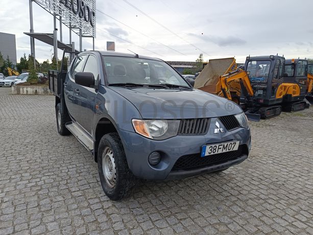 Mitsubishi L200 · Ano 2008
