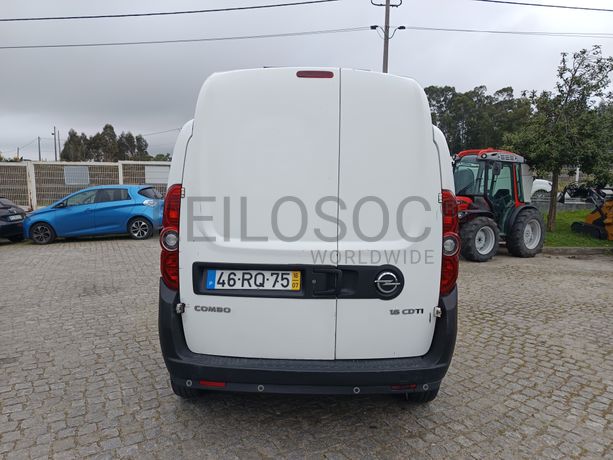 Opel Combo · Ano 2016