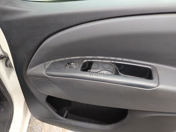 Opel Combo · Ano 2016