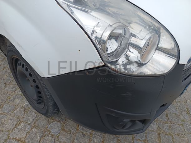 Opel Combo · Ano 2016