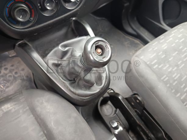 Opel Combo · Ano 2016