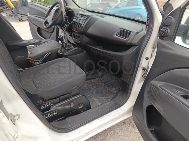 Opel Combo · Ano 2016