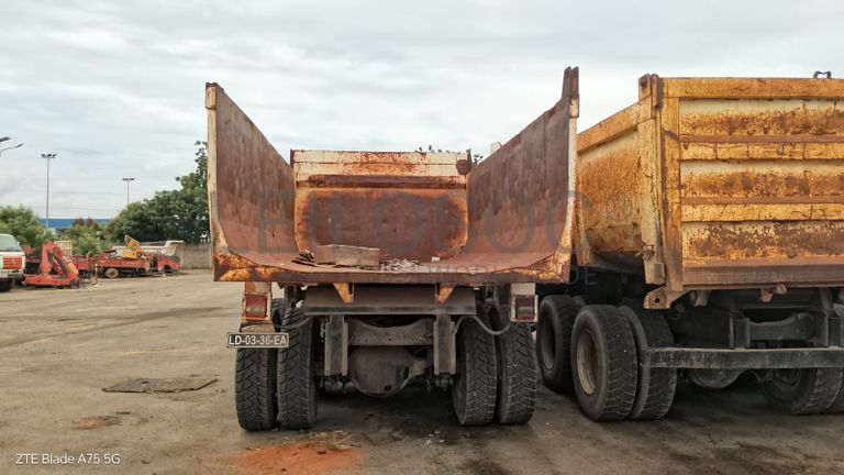 Camião Basculante 13 M13 VOLKSWAGEN VW 31-310