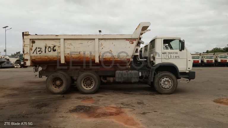 Camião Basculante 13 M15 VOLKSWAGEN VW 31-310