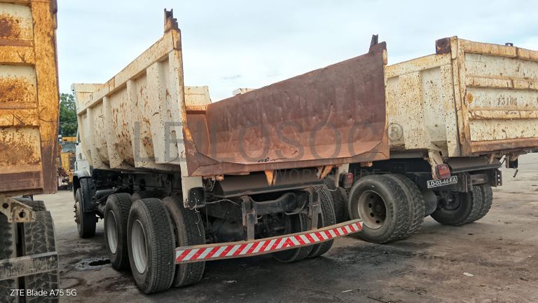 Camião Basculante 13 M17 VOLKSWAGEN VW 31-310